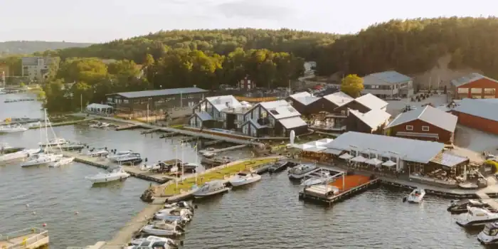 season 170725 257 2048x1152