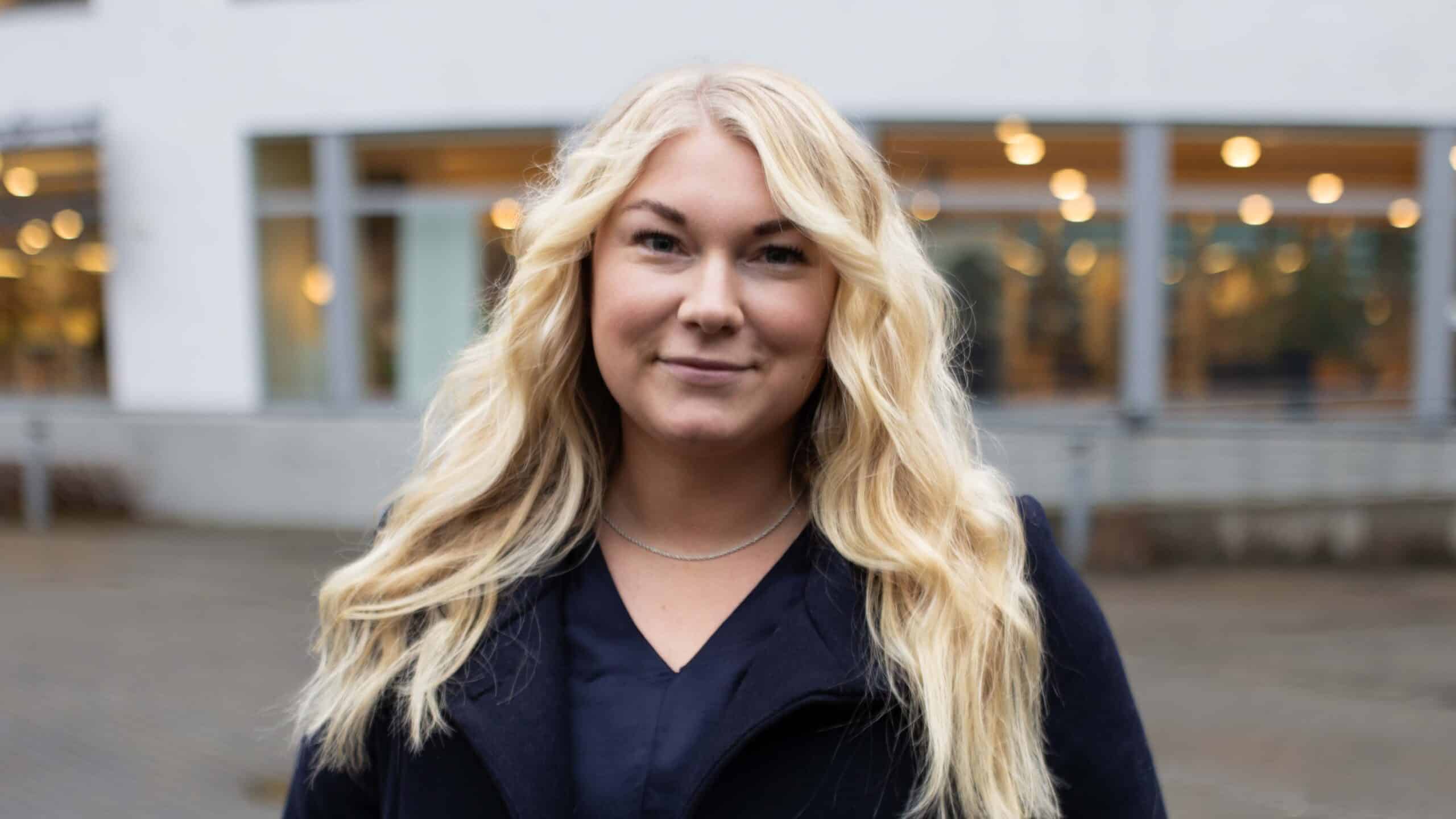 b046e357 d24e 409e 8f6f 8aed3ddfb960