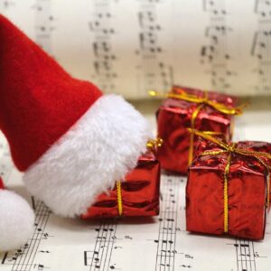 santa hat 8413947 1280