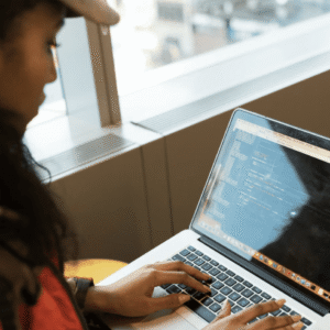 Konsulter inom IT tjänar mest som frilansare, enligt Cool Companys rapport
