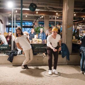Boulebar Rosenlund, centralt belägen lokal för boule och franskinspirerad mat i Göteborg.
