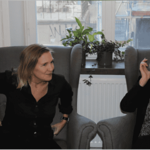 Till vänster Anna Ahrenfelt, grundare och vd, till höger Johanna Palmqvist, vice vd